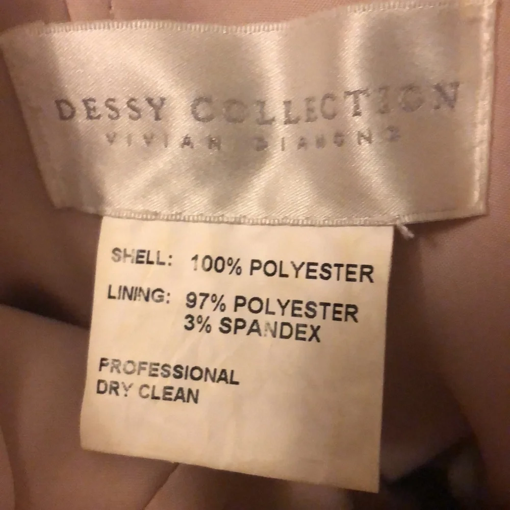 Women’s formal dress - Picture 7 of 9